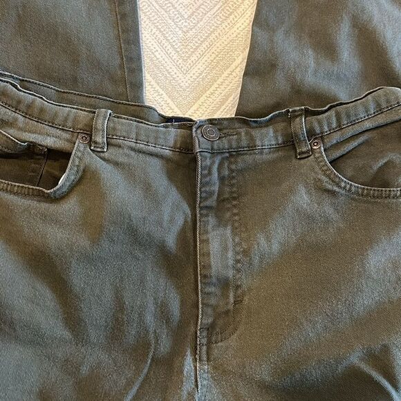 Sonoma Life + Style Women’s Olive Green Straight Leg Jeans - Picture 2 of 5